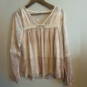 Large Maurice’s shirt with a built in tank top.